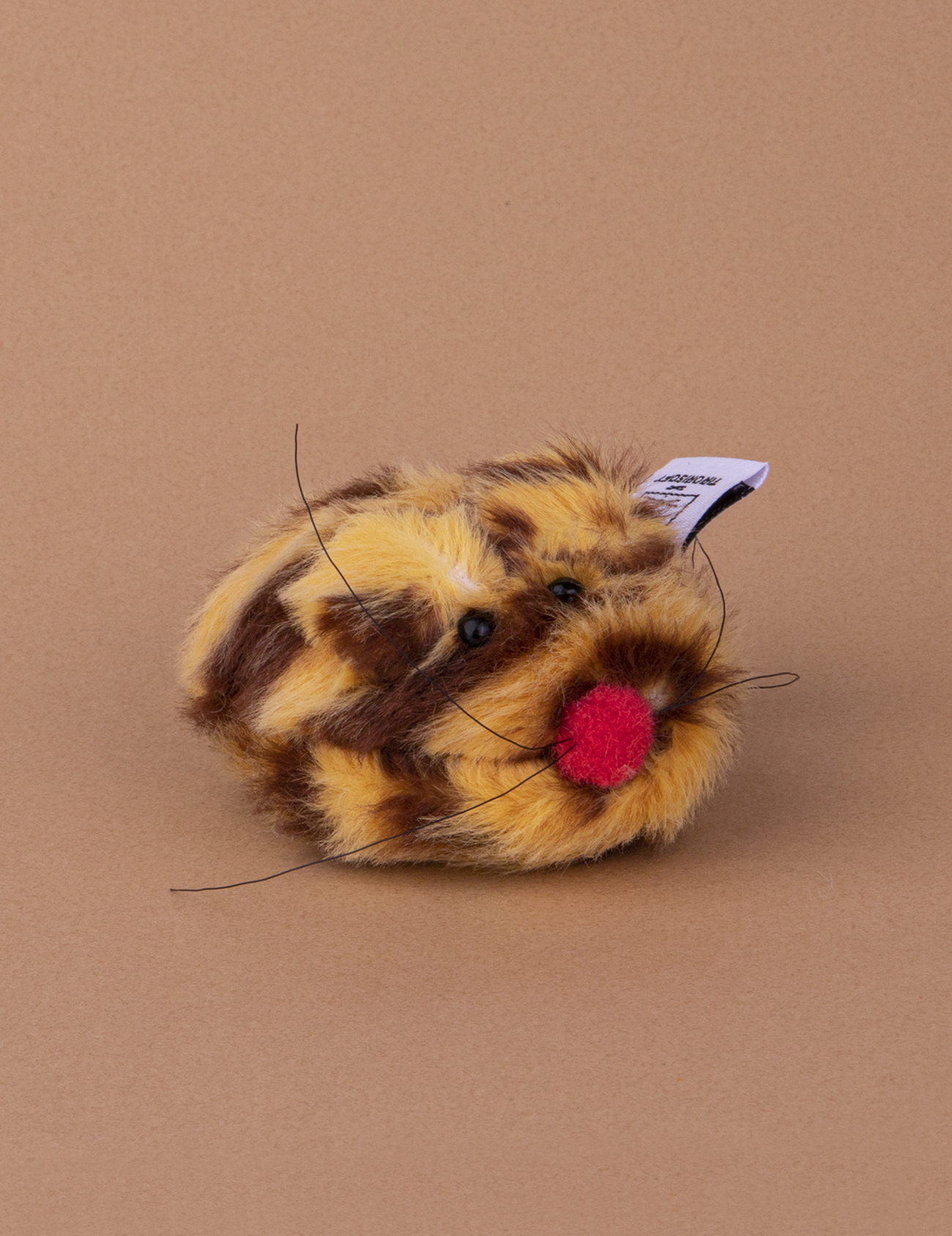 한입거리 쥐방울 (beep honey bee)